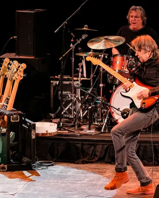 Eric Johnson Springfield